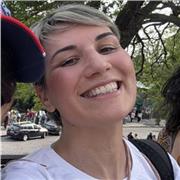 Laureata in Chimica impartisce lezioni di matematica, inglese, italiano